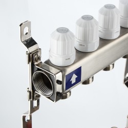 Коллекторный блок из НЕРЖ. стали с регул. клап. и расх., 1"х6 вых. Евроконус 3/4" (без сервис. гр.)